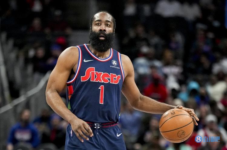 新卡牌大师？皇马本场主裁金特罗本赛季9场西甲出示8红42黄（皇马本场主裁金特罗本季西甲9战出8红42黄，堪称发牌机器）