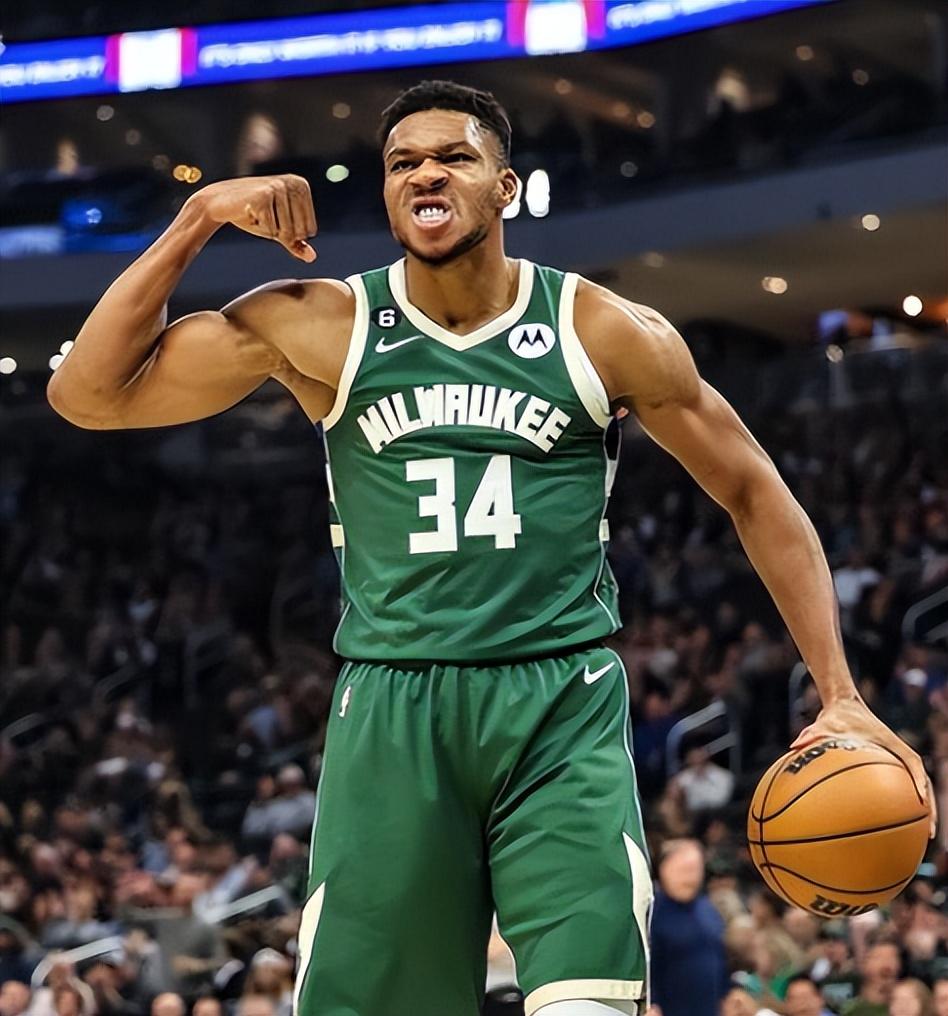 足球曼城豪取八连胜，瓜帅怒赞全队发挥完美（曼城豪取八连胜，瓜迪奥拉盛赞球队表现无懈可击）