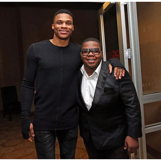 NBA球员数据统计：助攻、得分、篮板排行,（NBA球员数据榜单：得分、助攻与篮板排名）