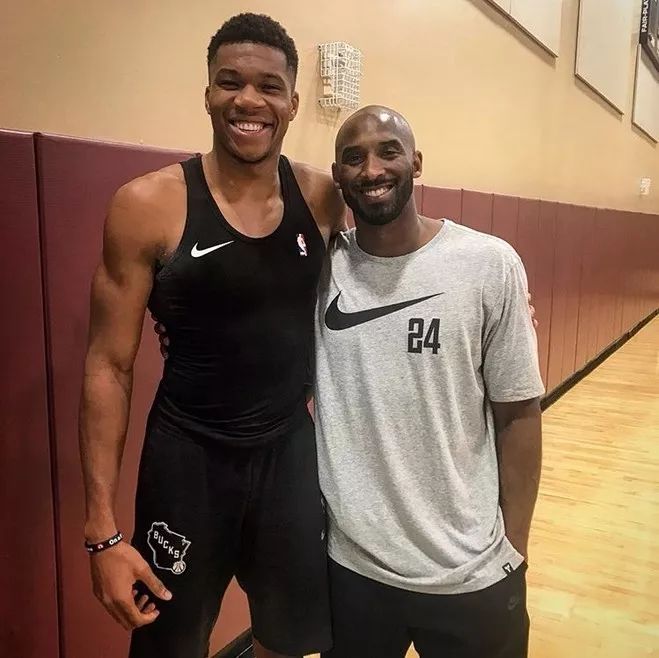 德甲战报：安塞尔米诺、阿德耶米建功，多特2-1勒沃库森（德甲赛况：安塞尔米诺与阿德耶米破门，多特2-1力克勒沃库森）