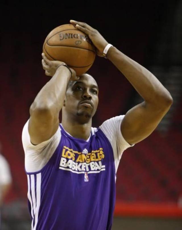 曼联比赛阴间时间（曼联比赛深夜时段）