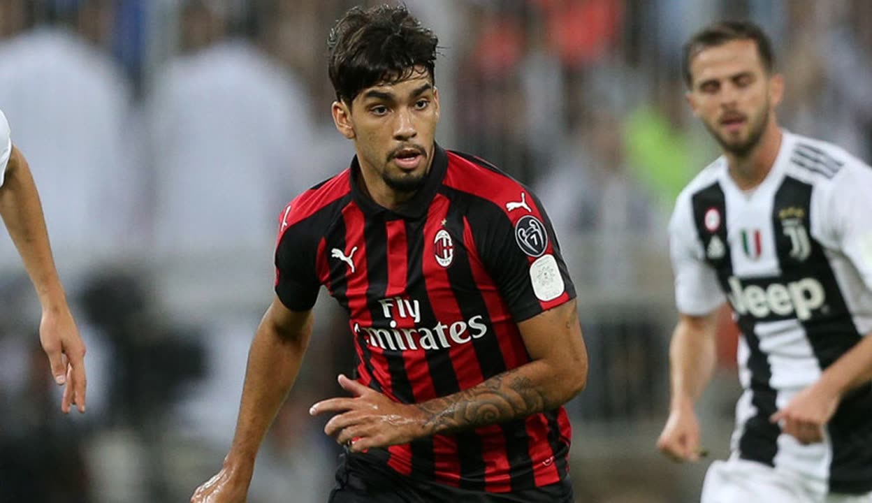 献礼啦！莱万开场4分钟闪击破门，新诺坎普球场迎来首个进球（莱万开场4分钟破门，新诺坎普见证首粒进球）