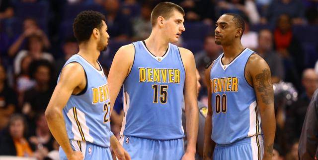 替补阵容发威 成为取胜关键（替补火力全开 奠定胜局）