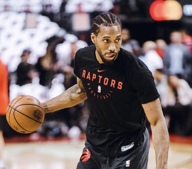 荷媒：阿贾克斯将与小克鲁伊夫会面，他是贾府新任总监候选人（荷媒：阿贾克斯计划与小克鲁伊夫会谈，他已进入新总监候选名单）