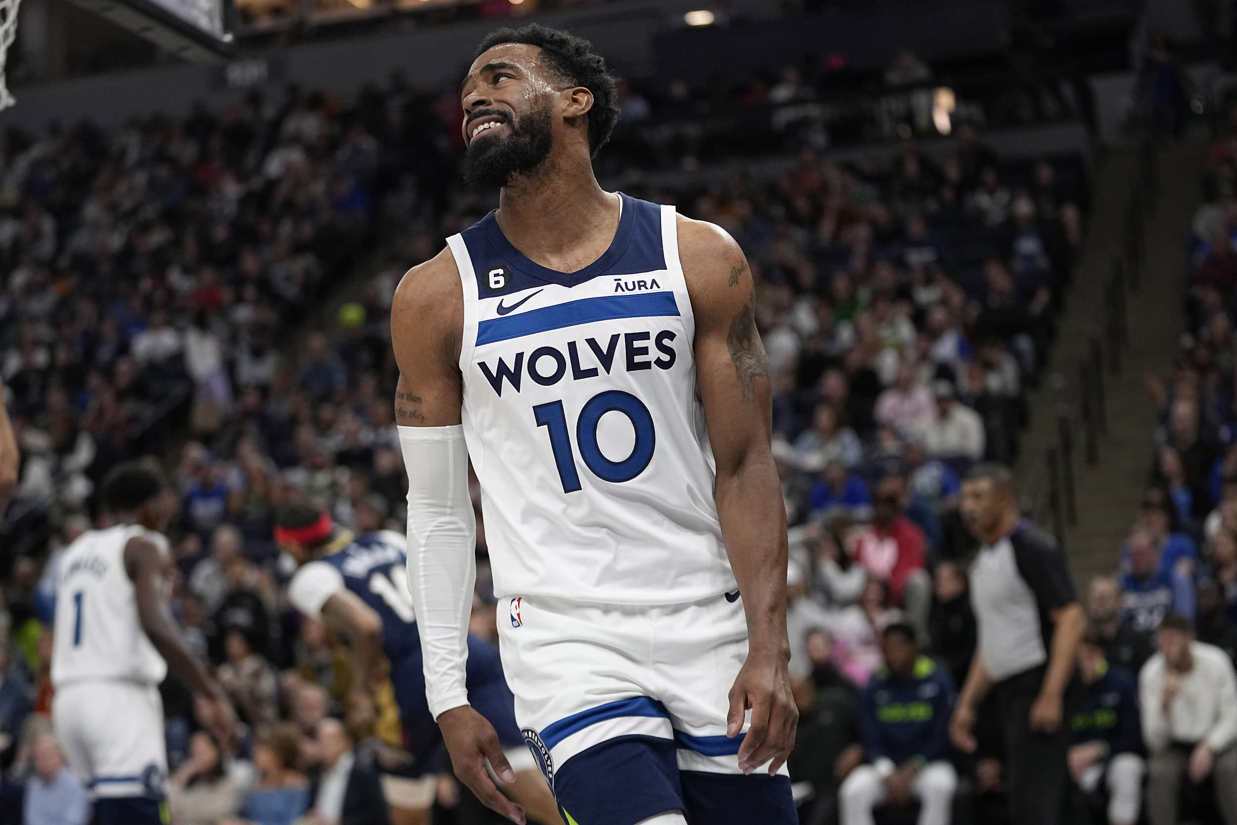 欧冠最年轻连续三场破门选手排行榜：卡尔力压姆巴佩...（欧冠连续三场进球最年轻球员榜：卡尔力压姆巴佩登顶）