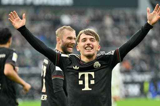 杰伦·约翰逊连续17场至少7+7+7！历史第三长纪录 第1是大O的20场（杰伦·约翰逊连17场至少7分7板7助攻，历史第三长；第一为“大O”20场）